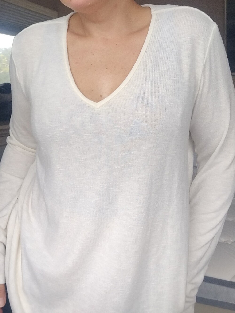 Michael Stars Cream V-Neck Long Sleeve Tee XL